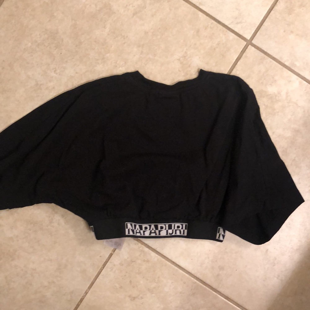 Small Napajiri Cropped Banded Tee - Picture 4 of 4